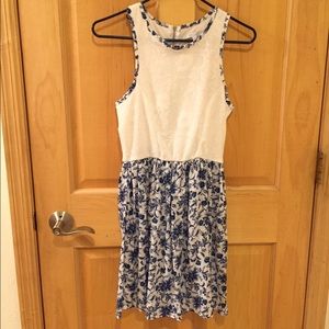 Excellent condition floral dress from Delia's