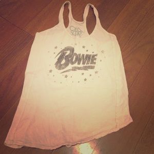 Asymmetrical Bowie tank