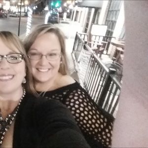 Meet your Posher, Lori