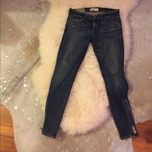 Elizabeth and James Textile jeans