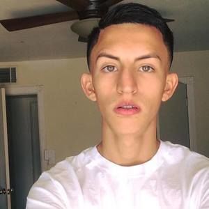 Meet your Posher, Erick