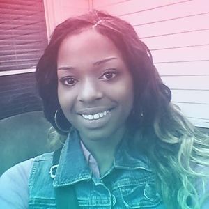 Meet your Posher, Kira