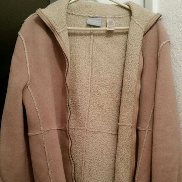 LADIES SOFT CAMEL COLORED COAT