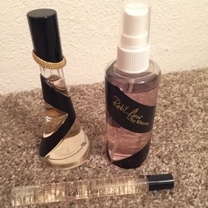 Rihanna perfume set!