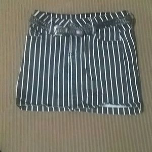 Black and white striped skirt 7 youth