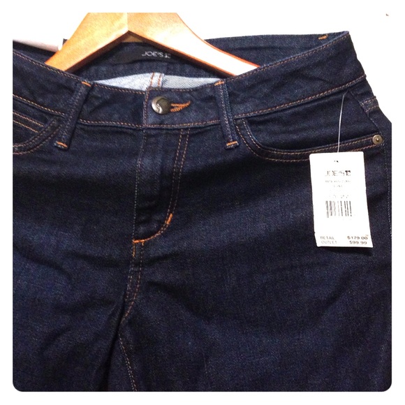Joes jeans NWT size 27 dark wash curvy boot