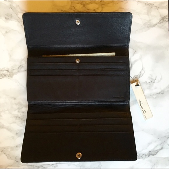 NWT - Kenneth Cole Black Trifold Wallet - Picture 2 of 3