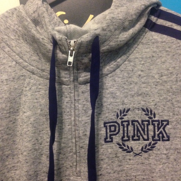 ❌SOLD❌Victoria Secret PINK Grey Marl Half Zip - Picture 2 of 4