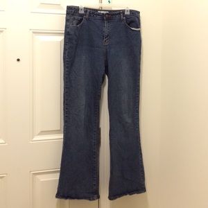 Fashion Bug Medium Wash Bootcut Jeans size 16/18