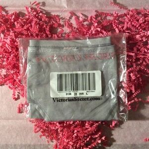 LARGE NIP VS cotton hiphugger