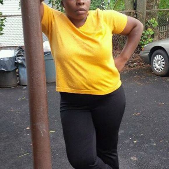 Meet your Posher, Carolle - Picture 1 of 1