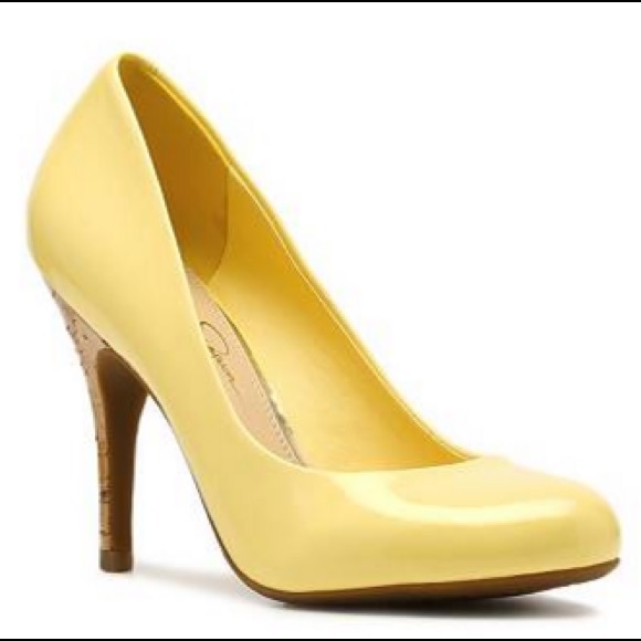 Jessica Simpson Oscar Bright Pump