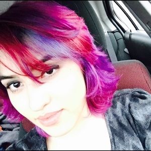 Meet your Posher, Alyssa