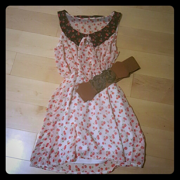 Dresses & Skirts - Cute cherry dress Small
