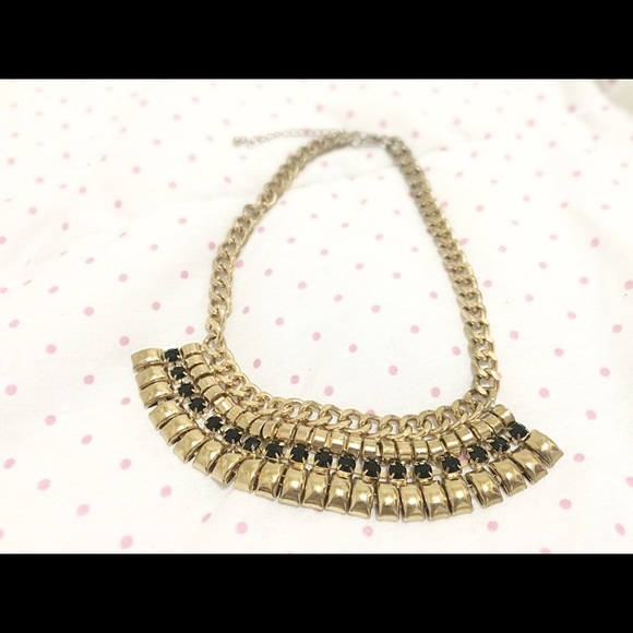 Gold Forever 21 Statement necklace - Picture 1 of 3