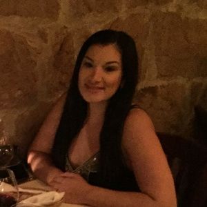 Meet your Posher, Beverly