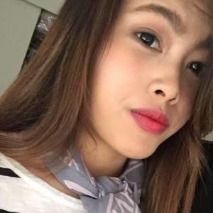Meet your Posher, Nhi
