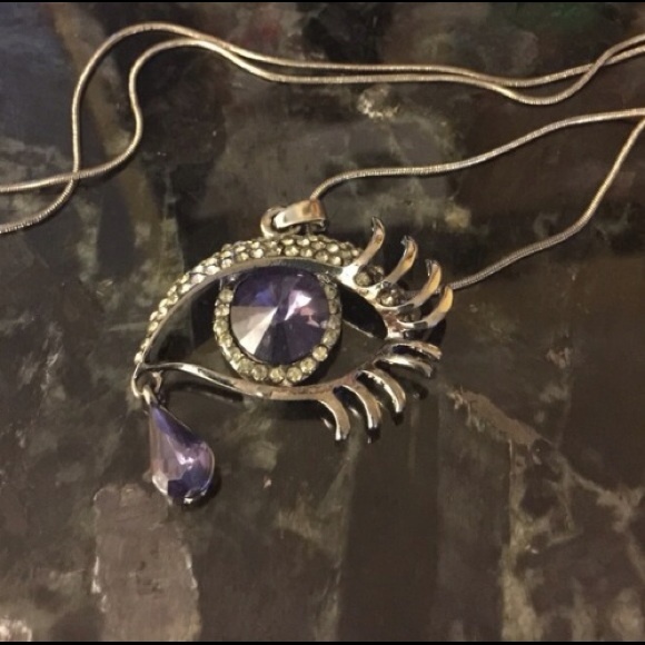 Silver evil eye necklace