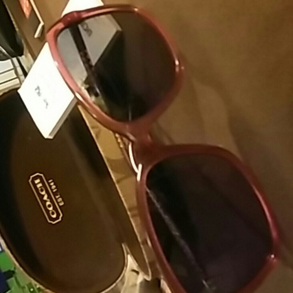 Coach sun glasses