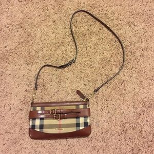 AUTHENTIC BURBERRY CROSSBODY