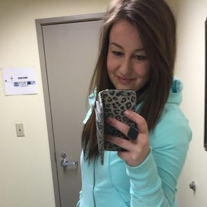 Meet your Posher, Jillian