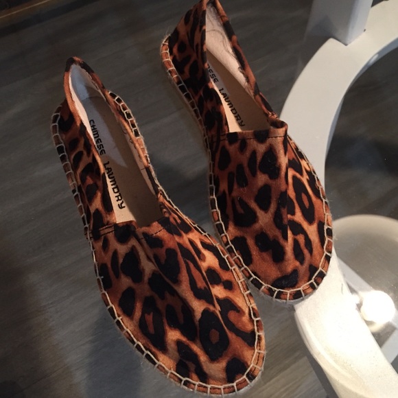 New Chinese Laundry -Z Happiest Espadrilles size 6