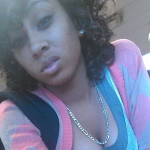 Meet your Posher, Raeyonna