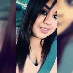 Meet your Posher, Alma