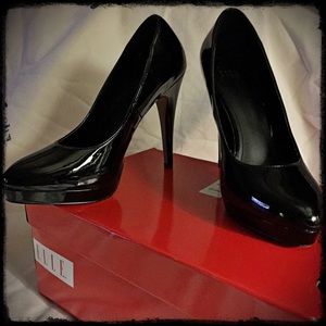 Black Patent Leather Pumps by Elle