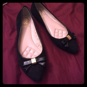 Vince camuto pointy toe suede flats