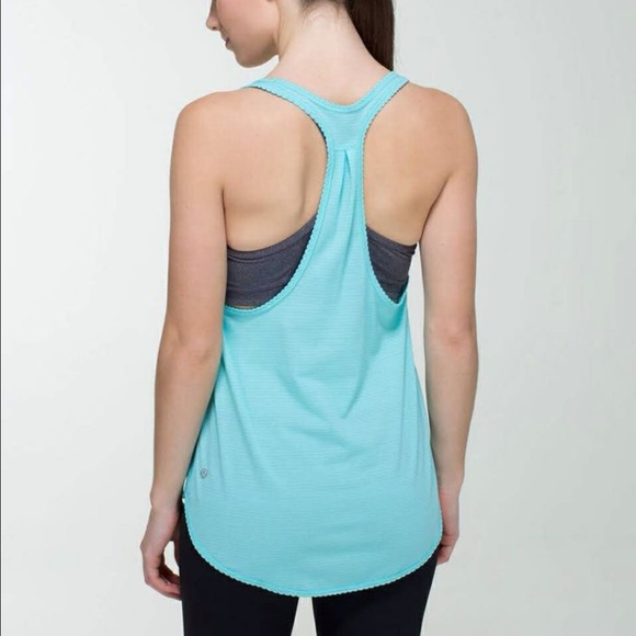ISO Lululemon 105 F Singlets