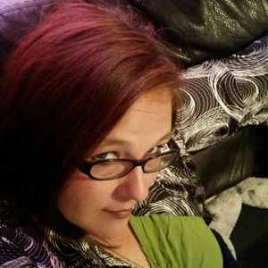 Meet your Posher, Cara