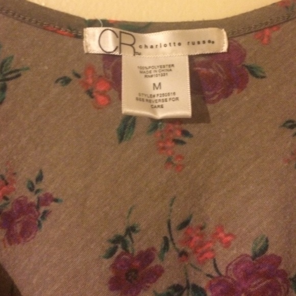 Charlotte Russe Tee - Picture 4 of 4