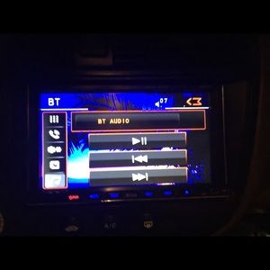 boss stereo like new