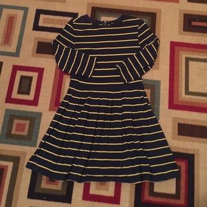 3/4 sleeve dress w/ little pleats