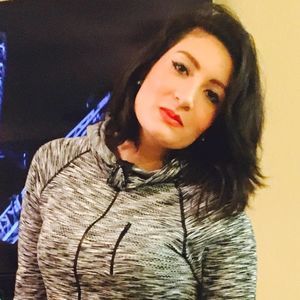 Meet your Posher, Ivette