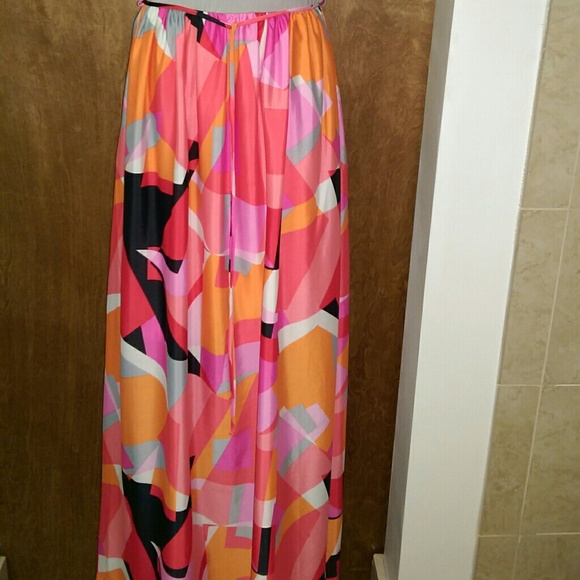 Multi-color Maxi Dress - Picture 2 of 3