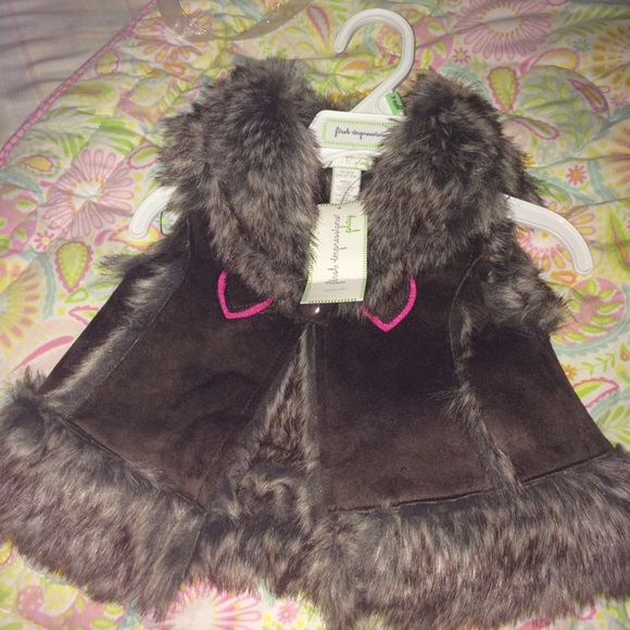 ***sale*** Cute baby girl suede faux fur lined