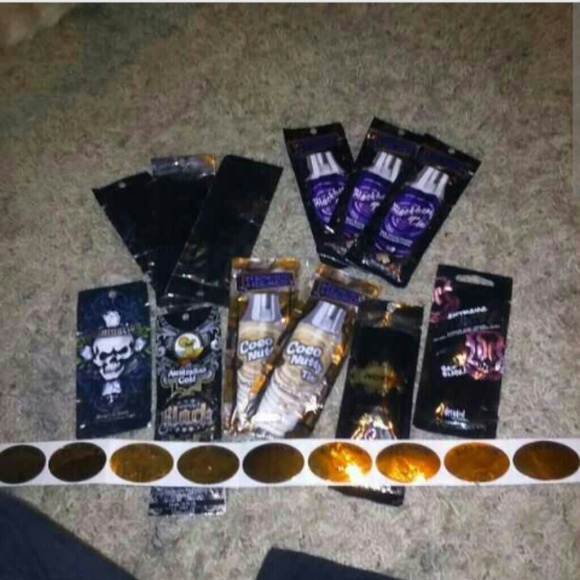 *** SOLD*** Indoor tanning lotion packets