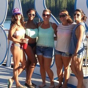 Meet your Posher, Jillian