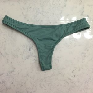Midori Bikini olive whale tale bottom- small