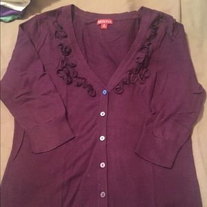 Three quarter sleeve cardigan