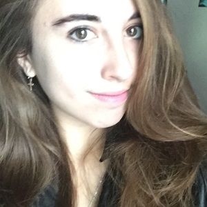 Meet your Posher, Brooke