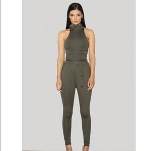 Turtleneck jumpsuit green/khaki sz small