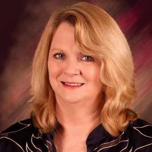 Meet your Posher, Shelly