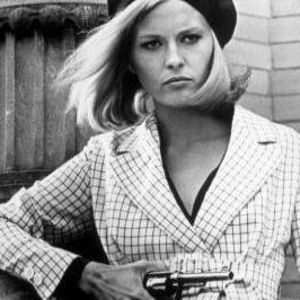 Meet your Posher, Dee