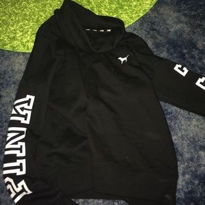 Brand new PINK Victoria secret back hoodie.