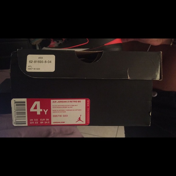 Jordan 2s - Picture 2 of 3