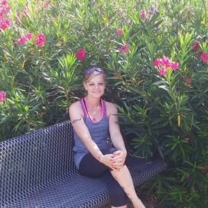 Meet your Posher, Jeanette
