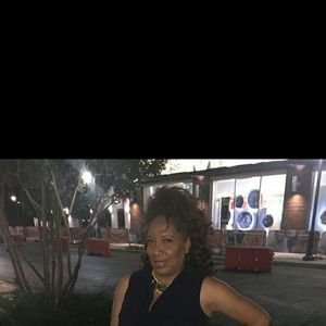 Meet your Posher, Gigi